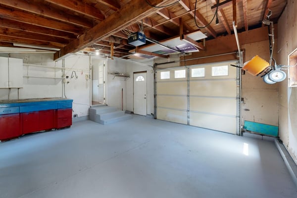 Epoxy floor coating