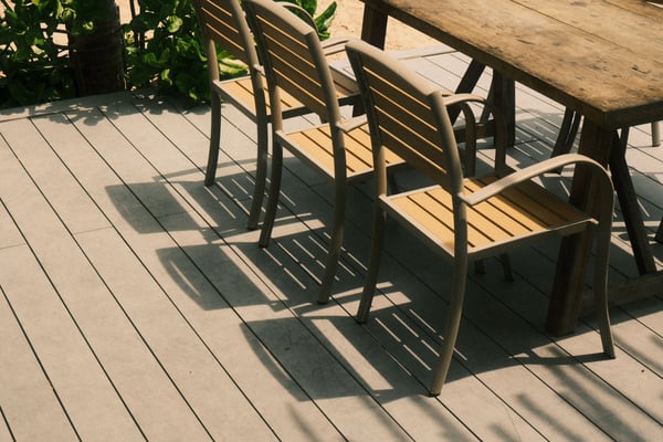 Fence or pergola staining project